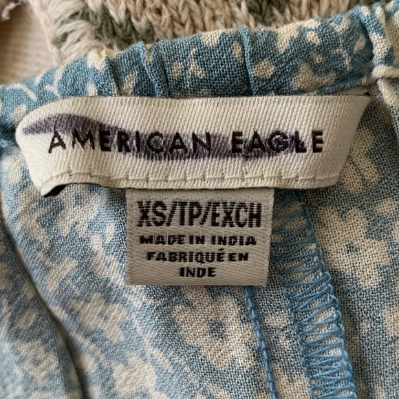 Dresses - Picture 2 of 3